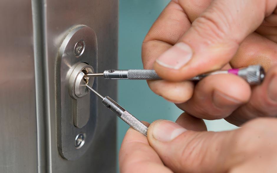ouverture porte radio Rueil-Malmaison